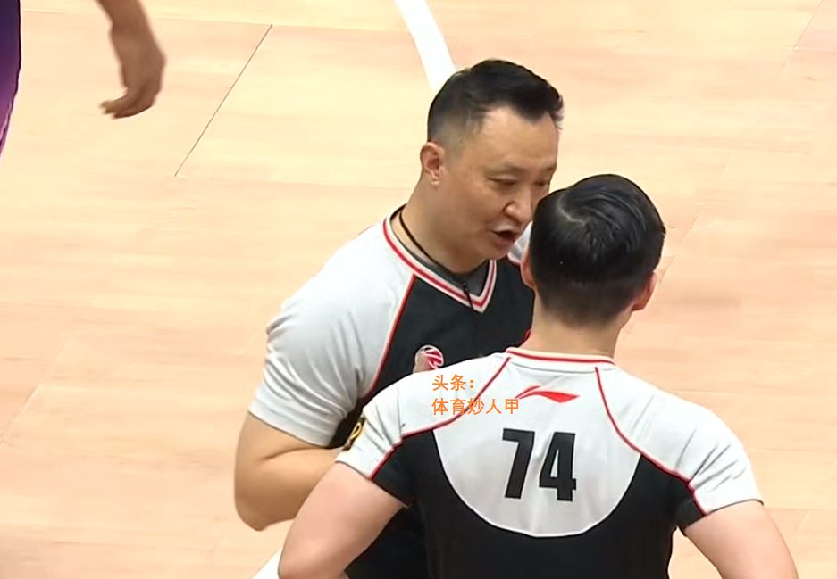 许钟豪撞伤亚洲第一后卫阿拉基将手术+赛季报销(李亚男为什么嫁给王祖蓝)